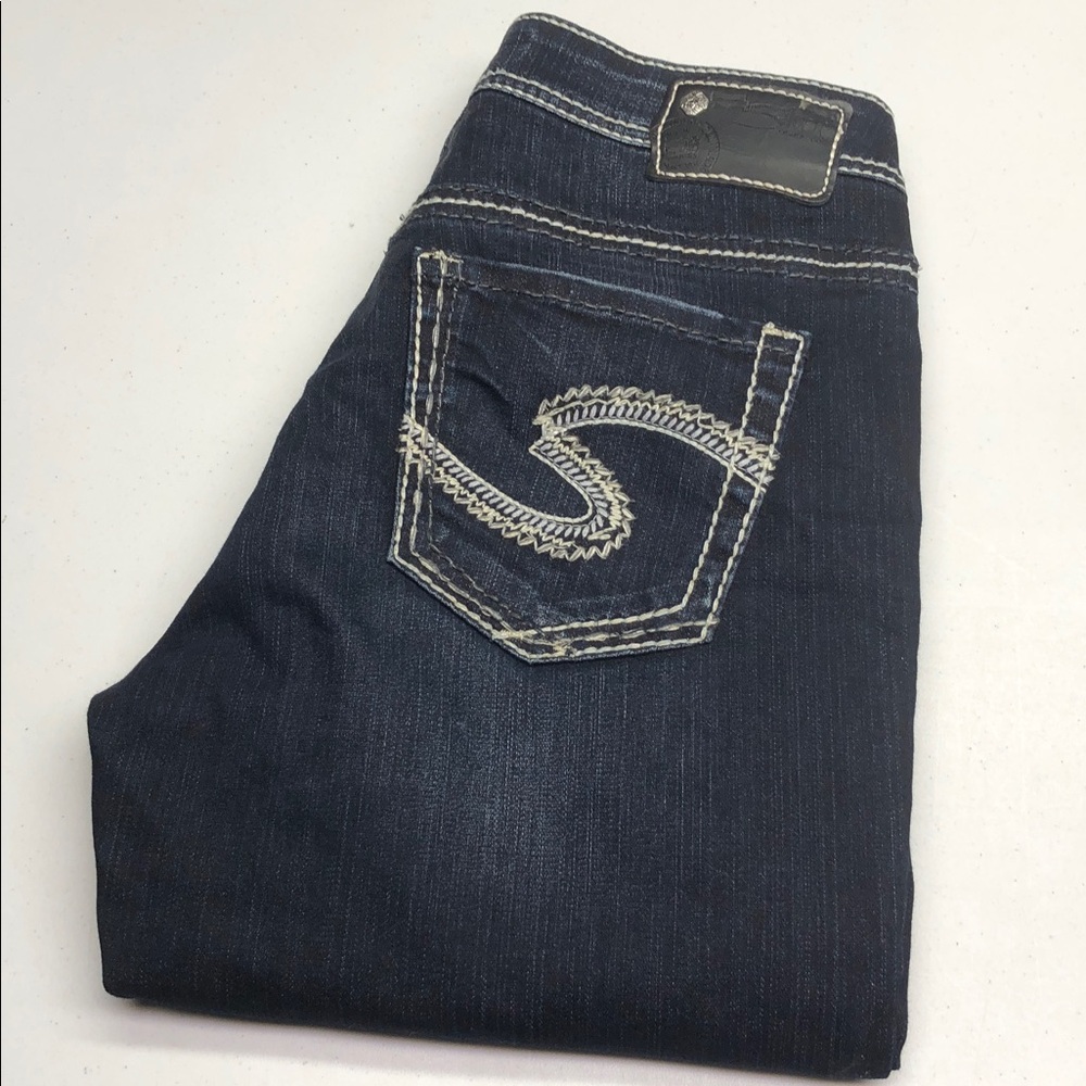 LIKE NEW SILVER SUKI HIGH CAPRI/CROP JEANS 29x26 ⭐️